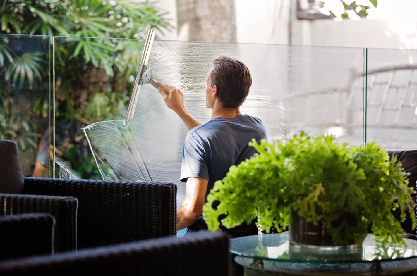 Cleaning services in dubai, UAE